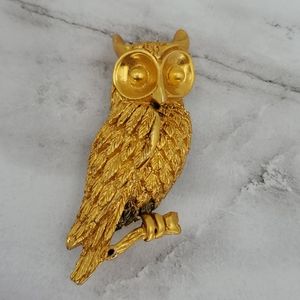Vintage Tortolani Gold Tone Owl Brooch